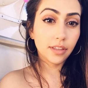 Meet your Posher, Nydia